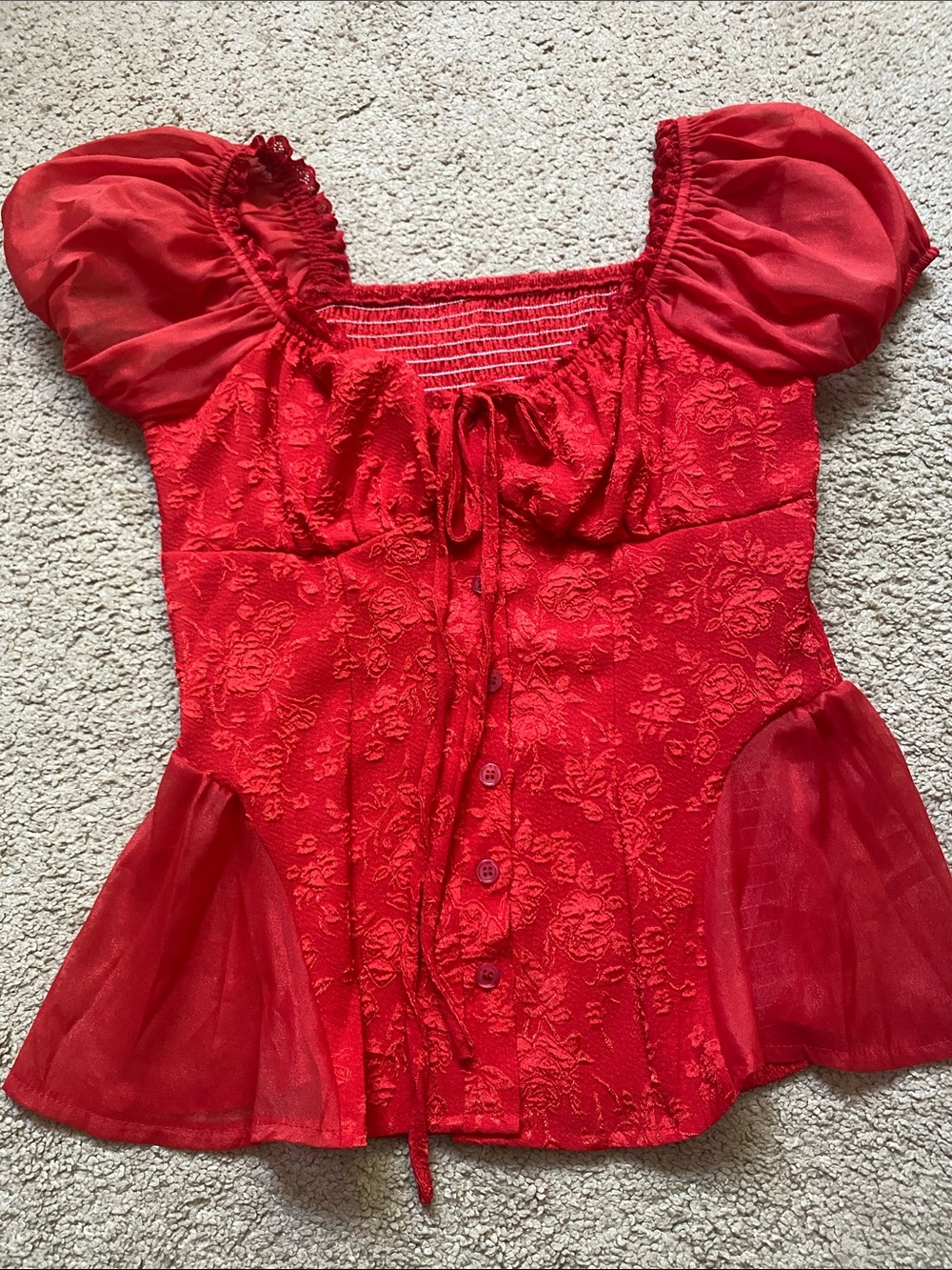 SHEIN Red Lace Puff-Sleeve Button Front Peplum Top